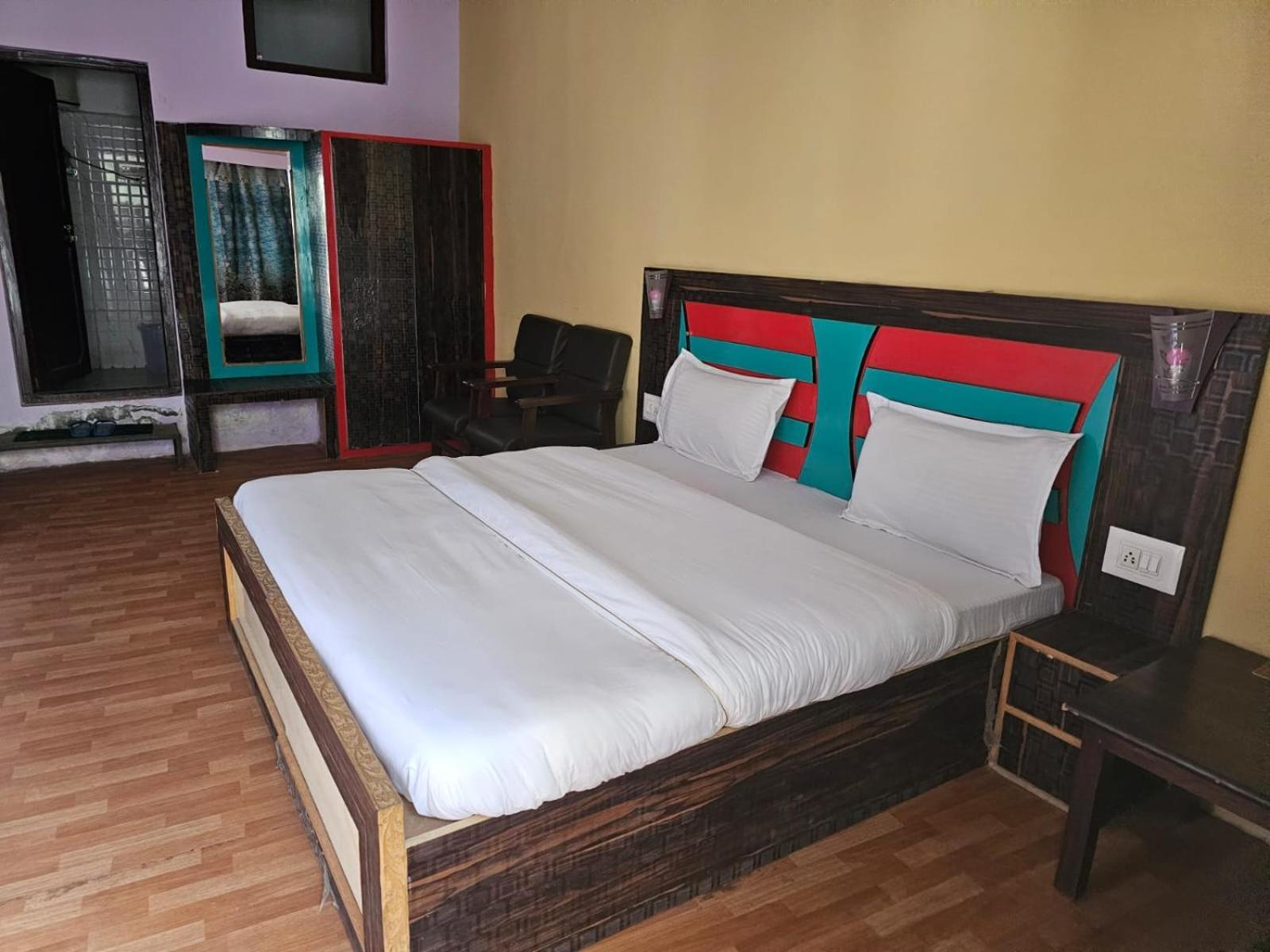 Hotel Afzal And Restaurant Kargil Ngoại thất bức ảnh