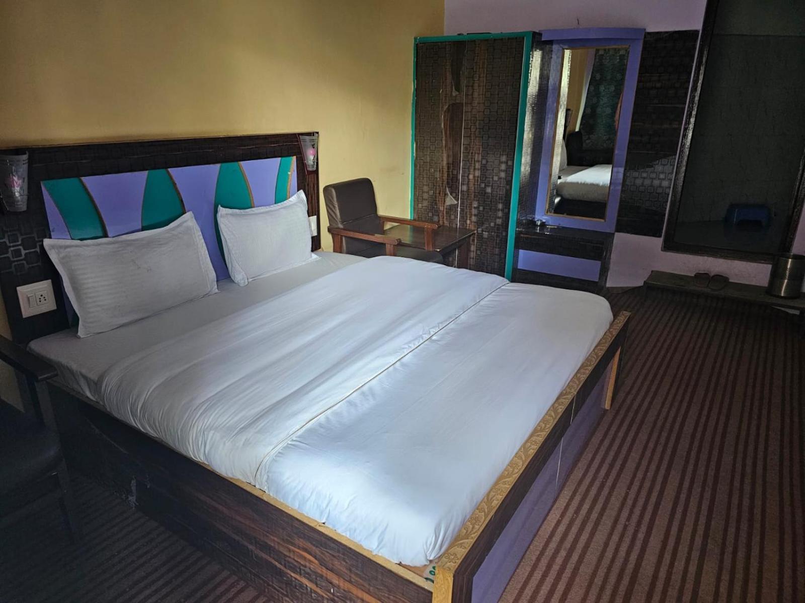 Hotel Afzal And Restaurant Kargil Ngoại thất bức ảnh
