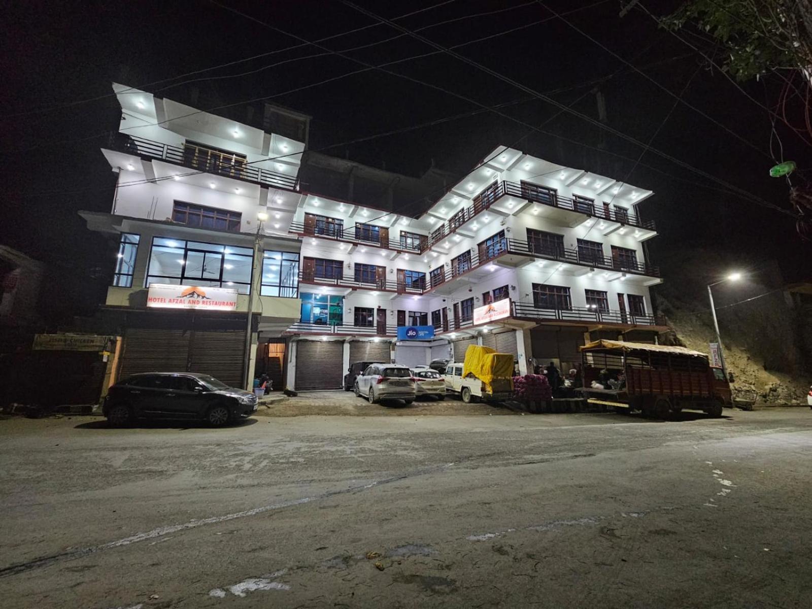 Hotel Afzal And Restaurant Kargil Ngoại thất bức ảnh